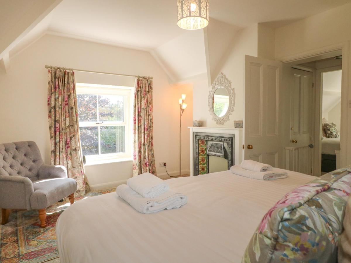 Holmefield Villa เบคเวลล์ ภายนอก รูปภาพ